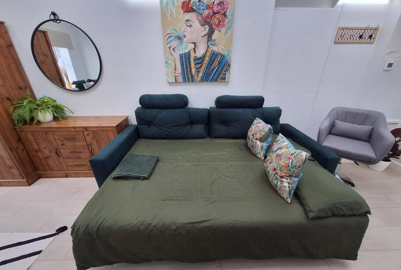 New, Stylish Studio Flat With Private Patio And Free On-Street Parking Check Out At 11Am Bournemouth 0*,  United Kingdom