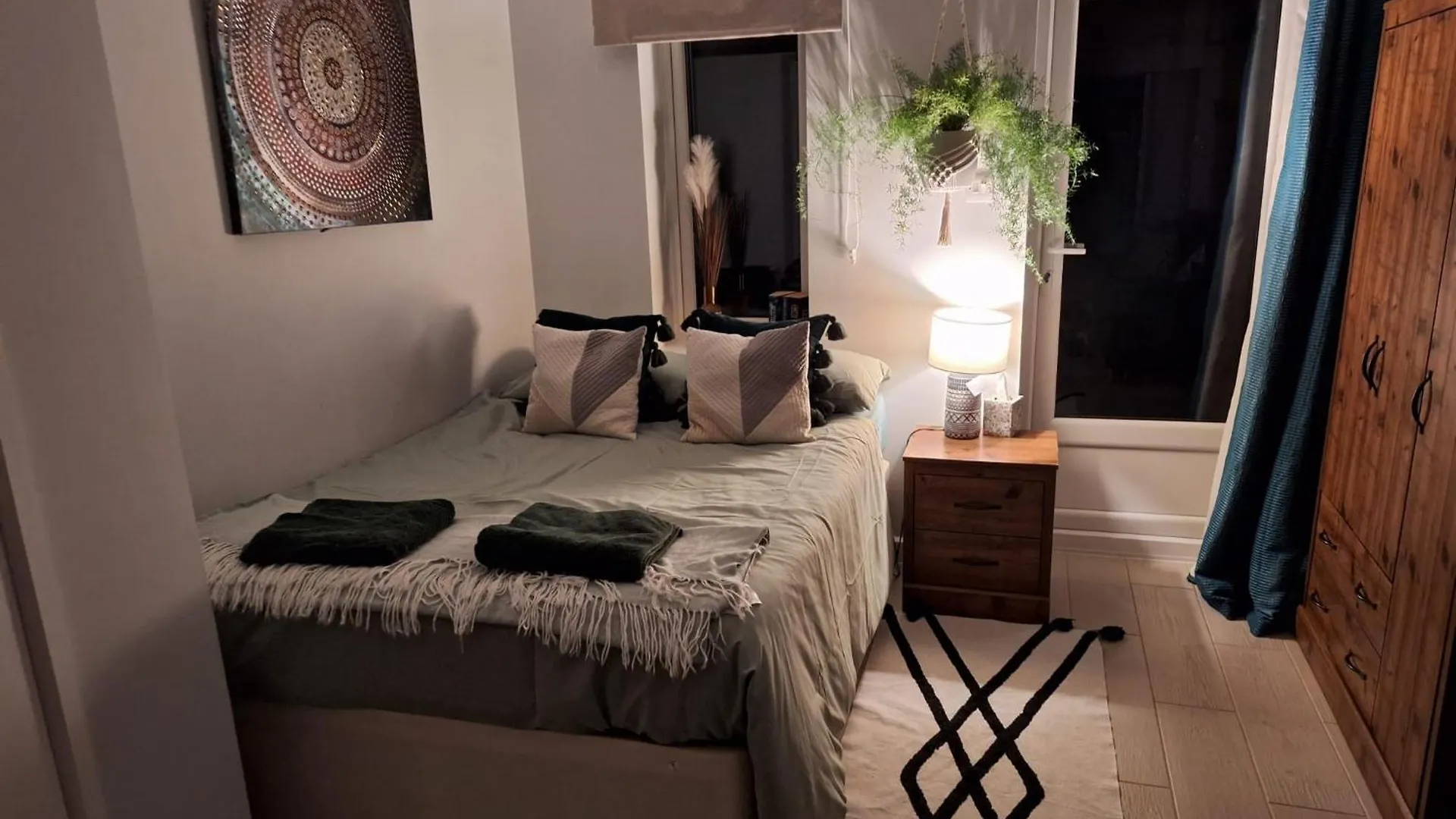 Apartment New, Stylish Studio Flat With Private Patio And Free On-Street Parking Check Out At 11Am Bournemouth