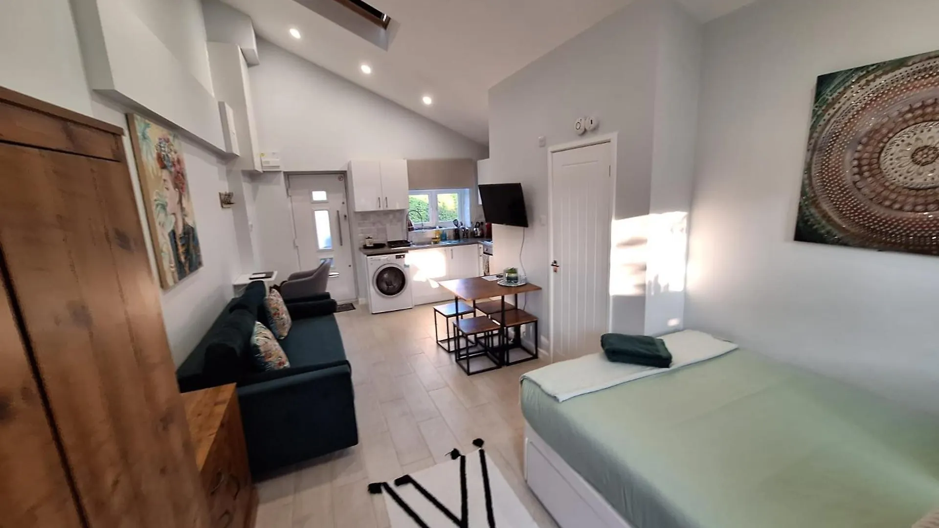 New, Stylish Studio Flat With Private Patio And Free On-Street Parking Check Out At 11Am Bournemouth 0*,  United Kingdom